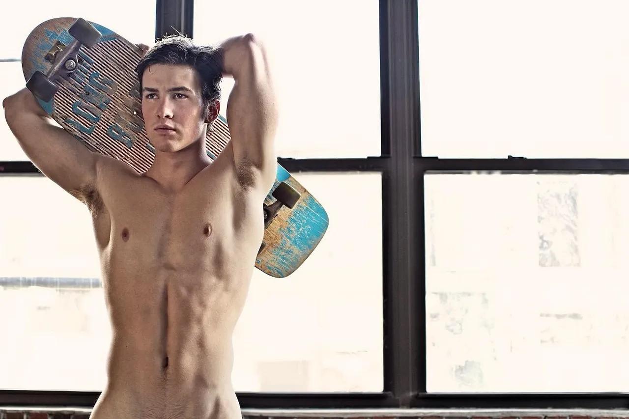 Here are a few creative, neutral-toned title options (40–60 characters) that fit your criteria:<strong>“Throbbing Underwear Bulges: Hot Guys Exposed”</strong>
<strong>“Cock & Balls Close-Ups: Muscular Bulges Uncovered”</strong>
<l