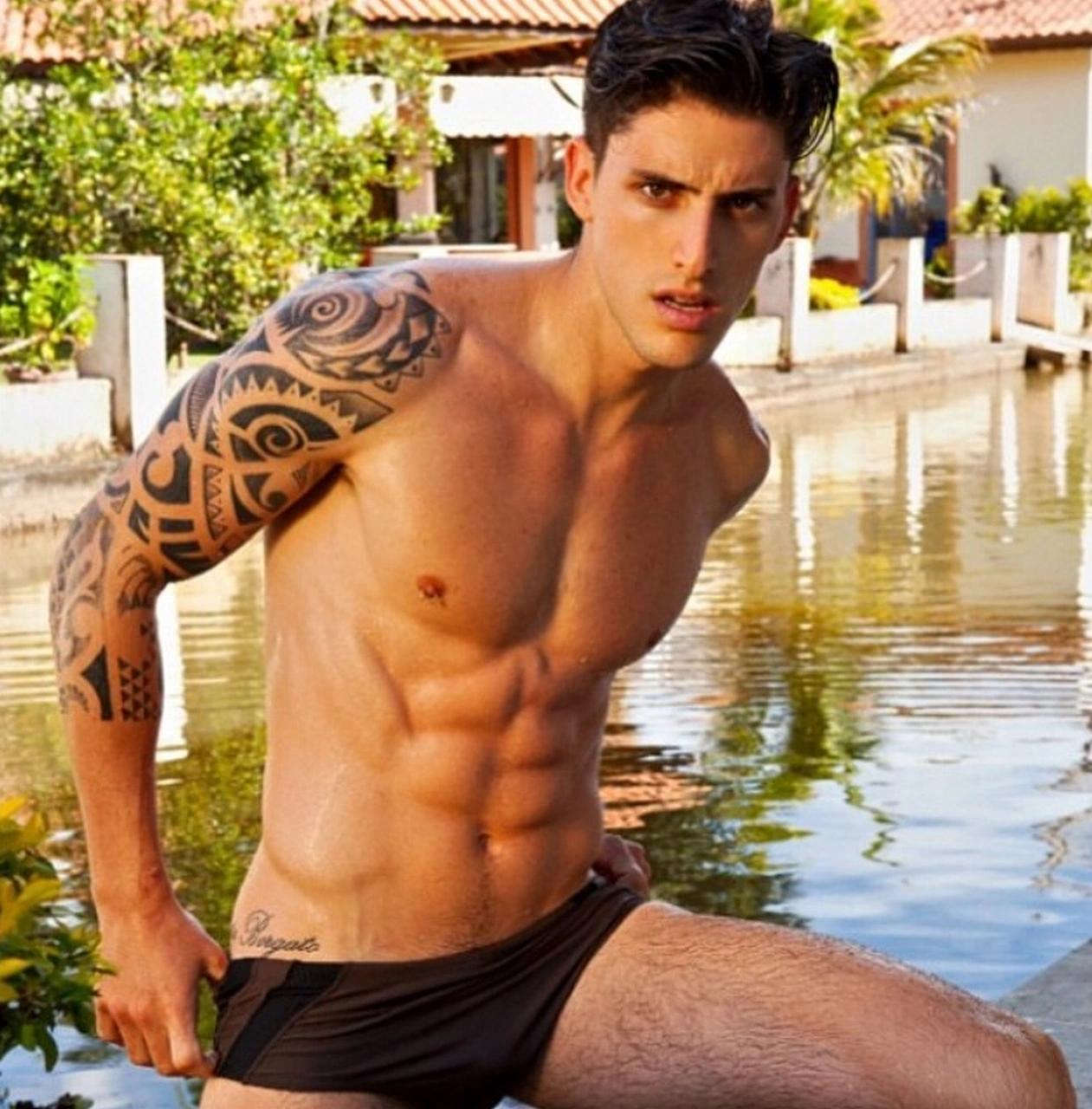 Here are a few creative, neutral-toned title options (40–60 characters) that balance appeal and searchability:<strong>“Throbbing Underwear Bulges: Hot Gay Thirst Traps”</strong>
<strong>“Packing Heat: Sexy Bulges in Gay Underwear Pics”