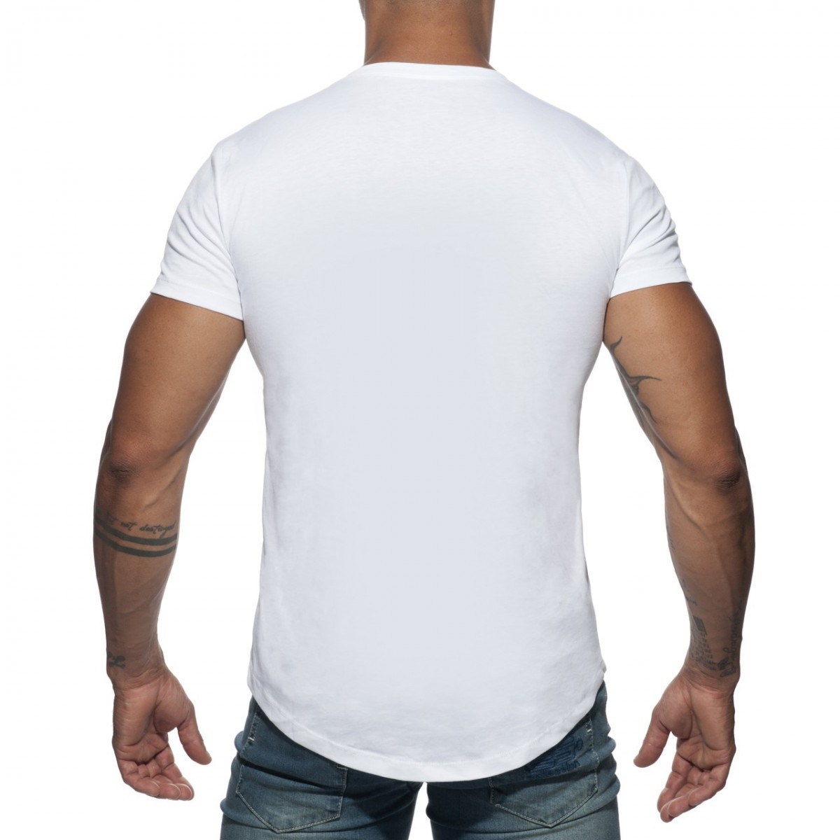 BASIC U-NECK T-SHIRT