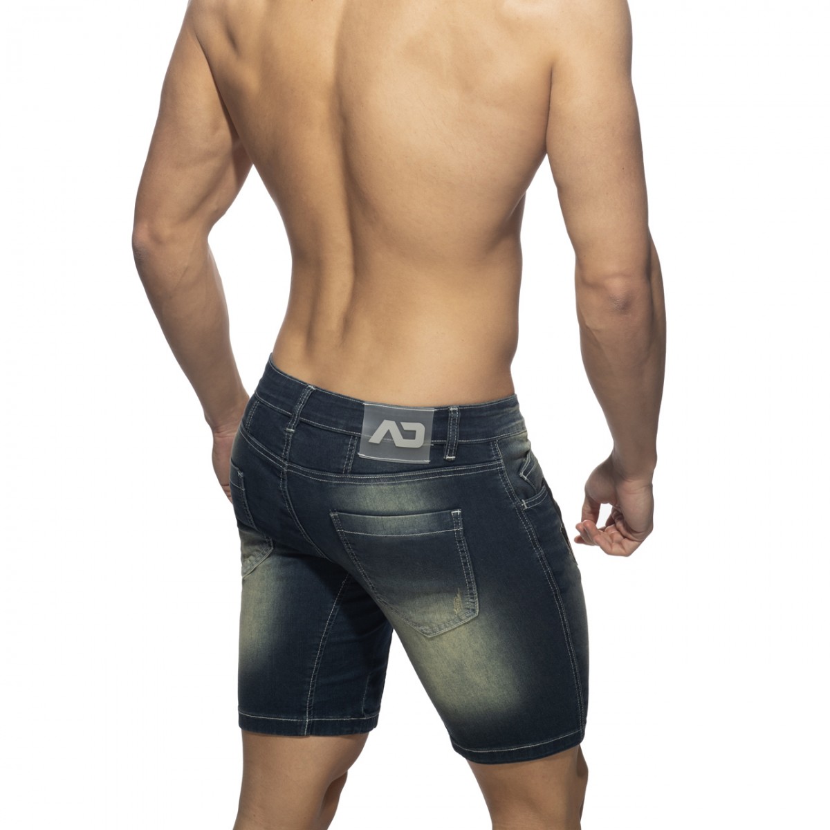 BERMUDA JEANS WITH PATCHES