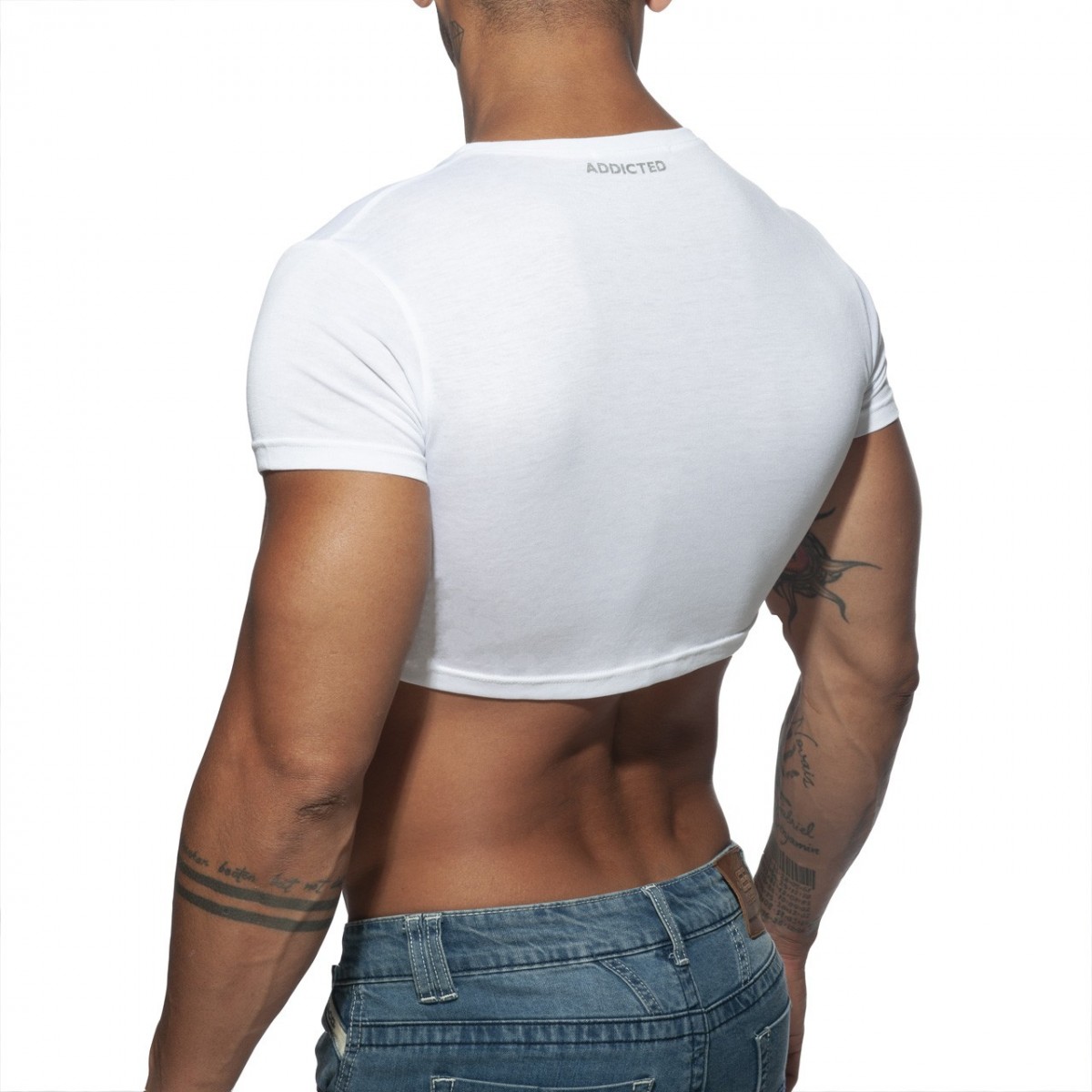 ad819-ad-crop-top-11