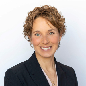 Jennifer Lewis