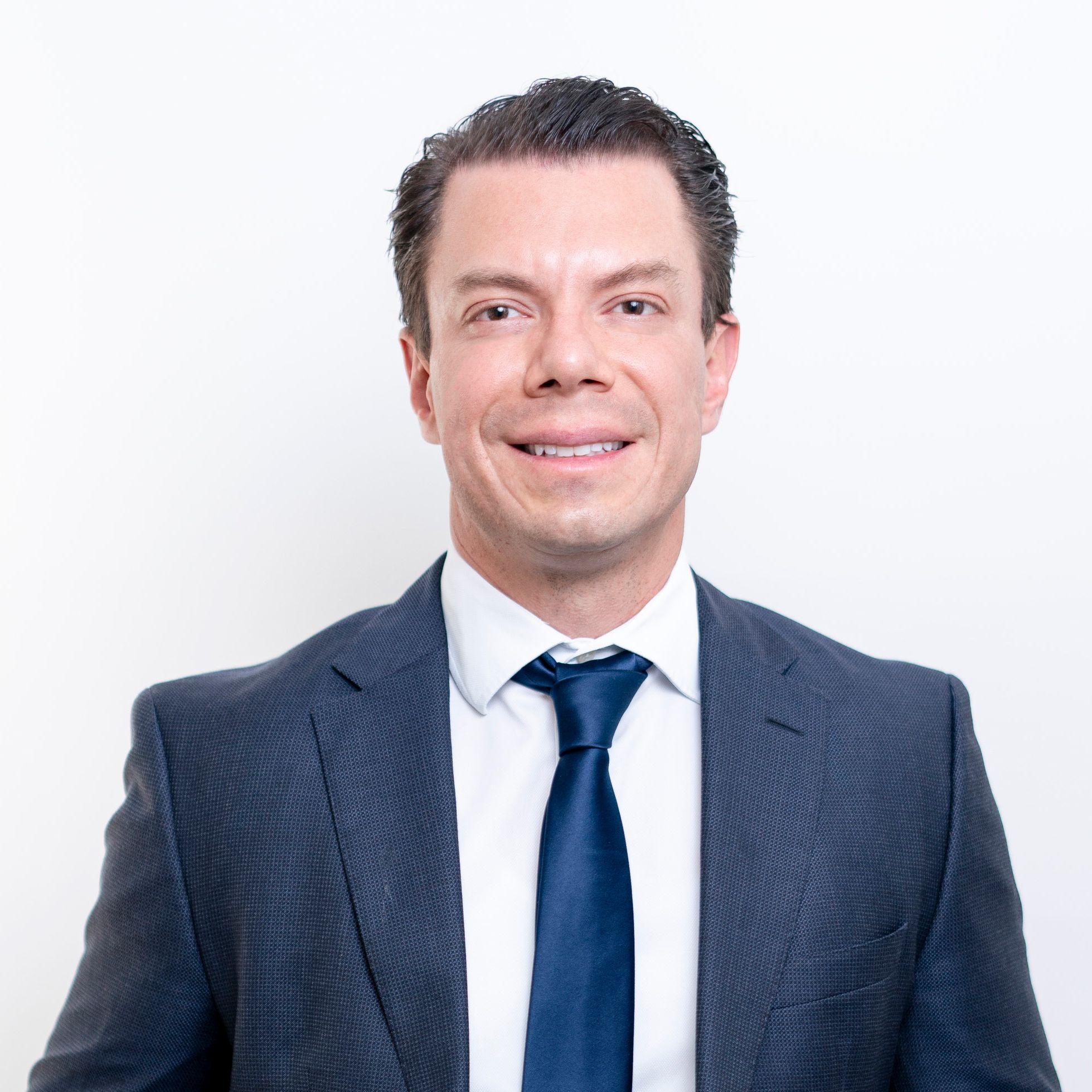 Dr. Filiberto Alvarez