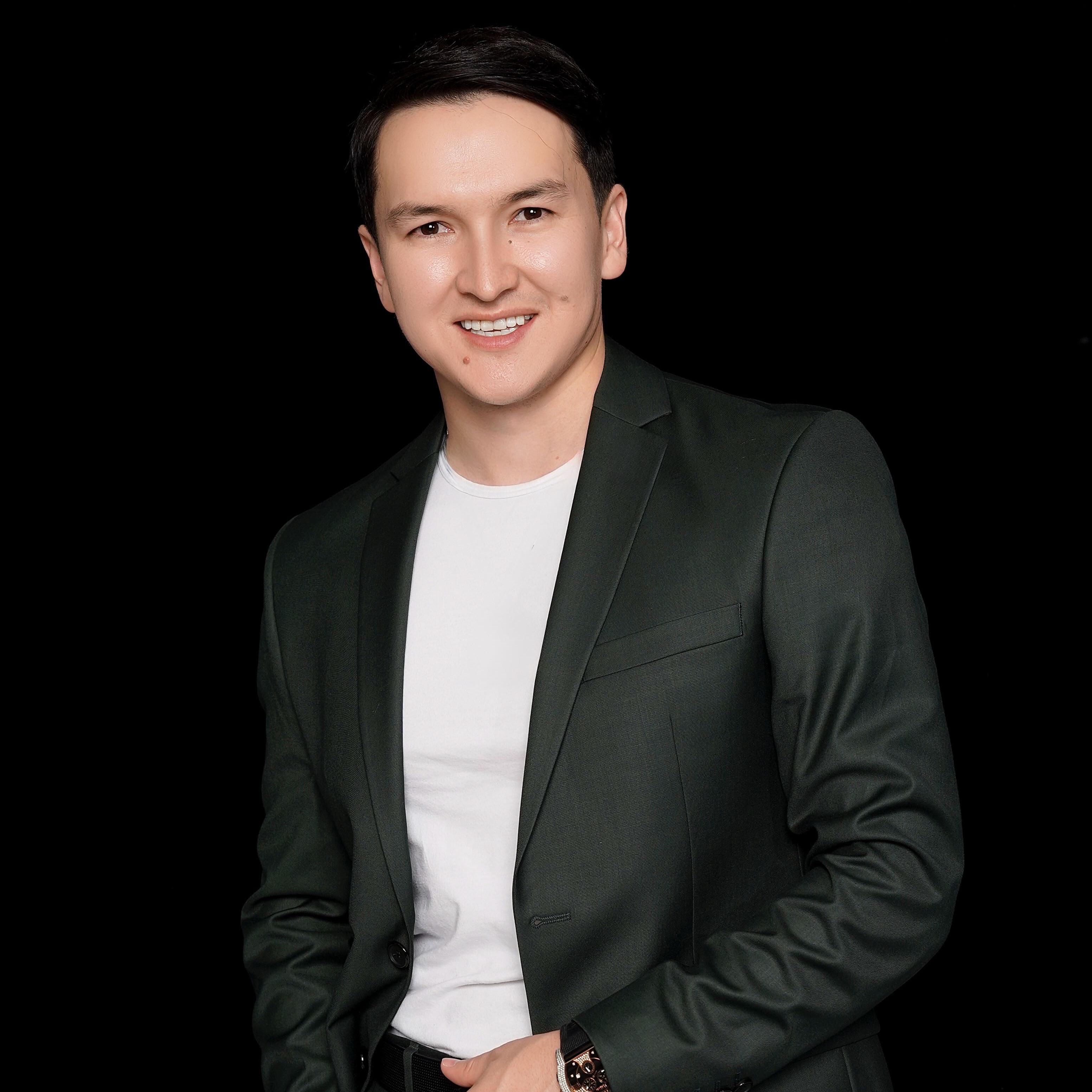 Dr. Urmat Alybaev