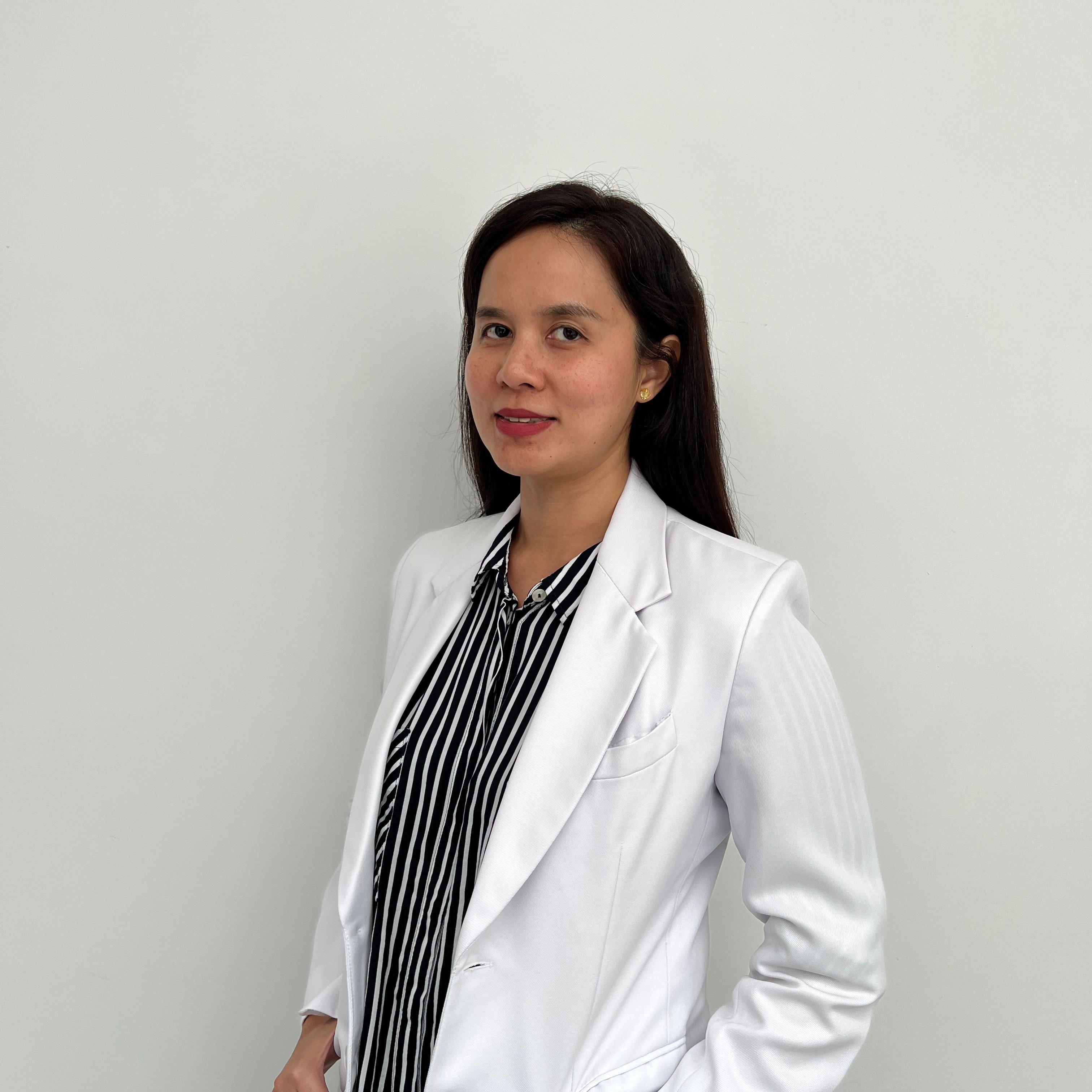 Dr. Tessa Atmaja