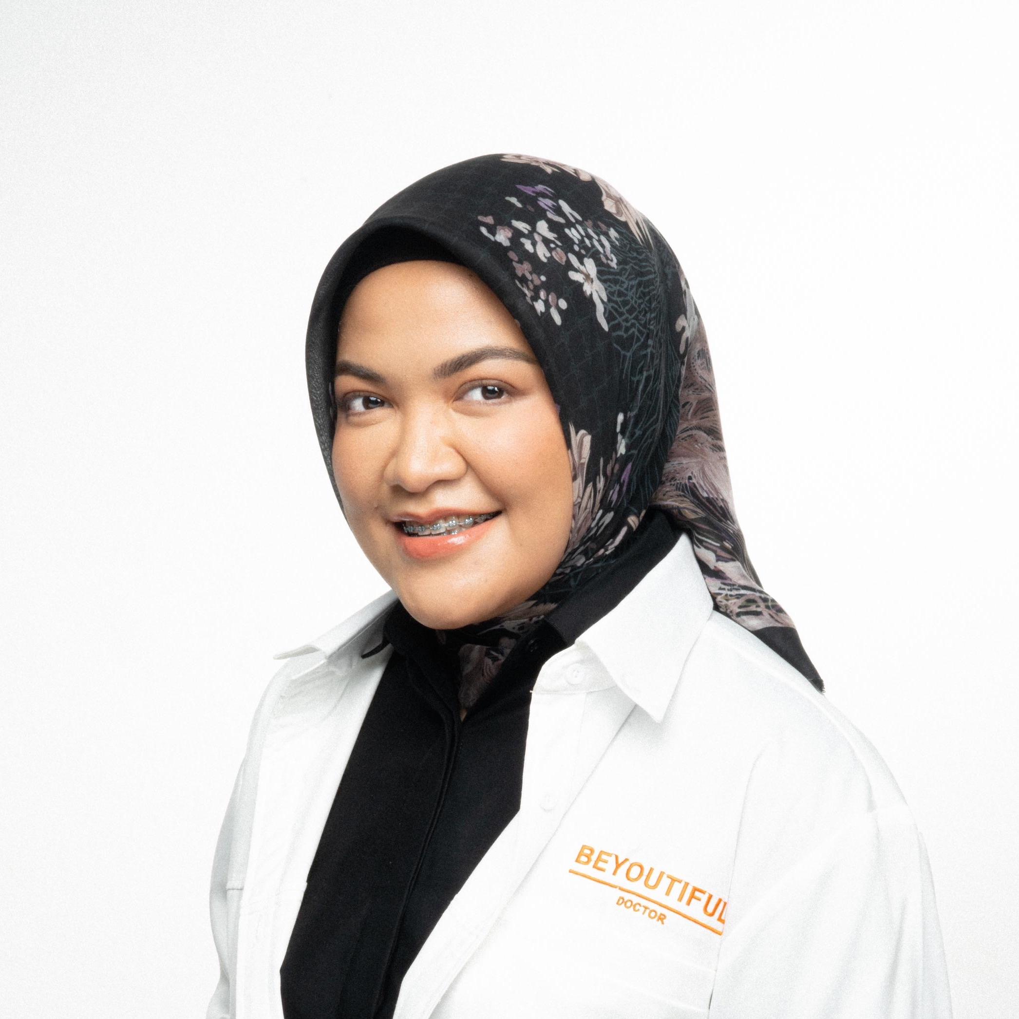Dr. Indri Aulia