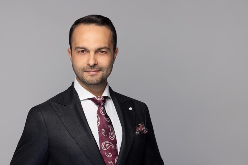 Dr. Mehmet Gencer
