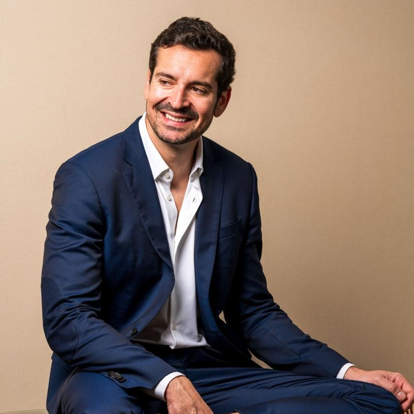 Dr. Gustavo Jimenez Muñoz Ledo