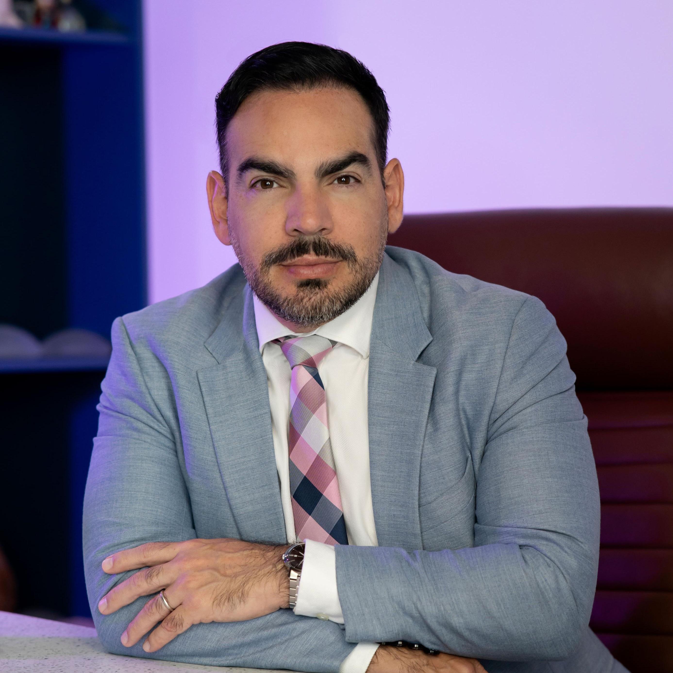 Dr. Fernando Ortiz