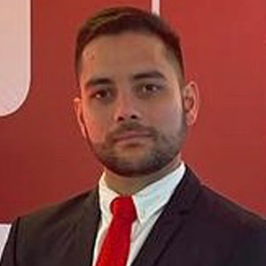 Dr. Erick Santos