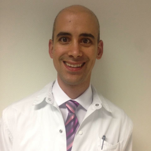 Dr. Alexander Anzarut