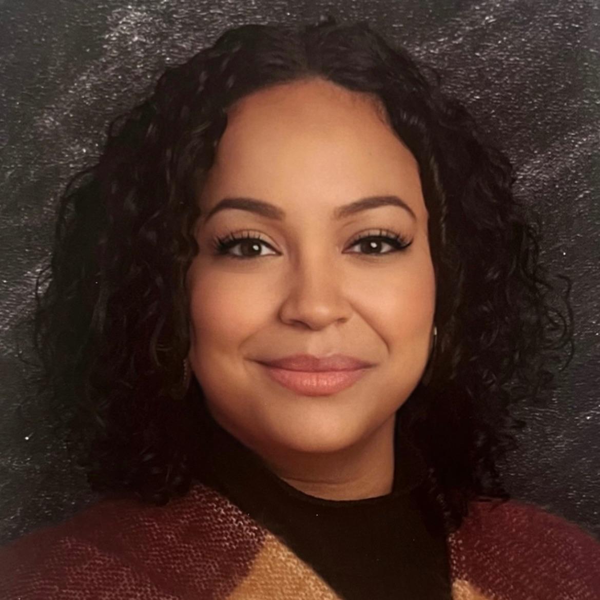 Stephanie Santos Figueroa