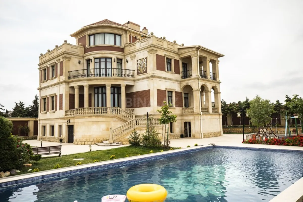 Satılır həyət evi 1000 m²