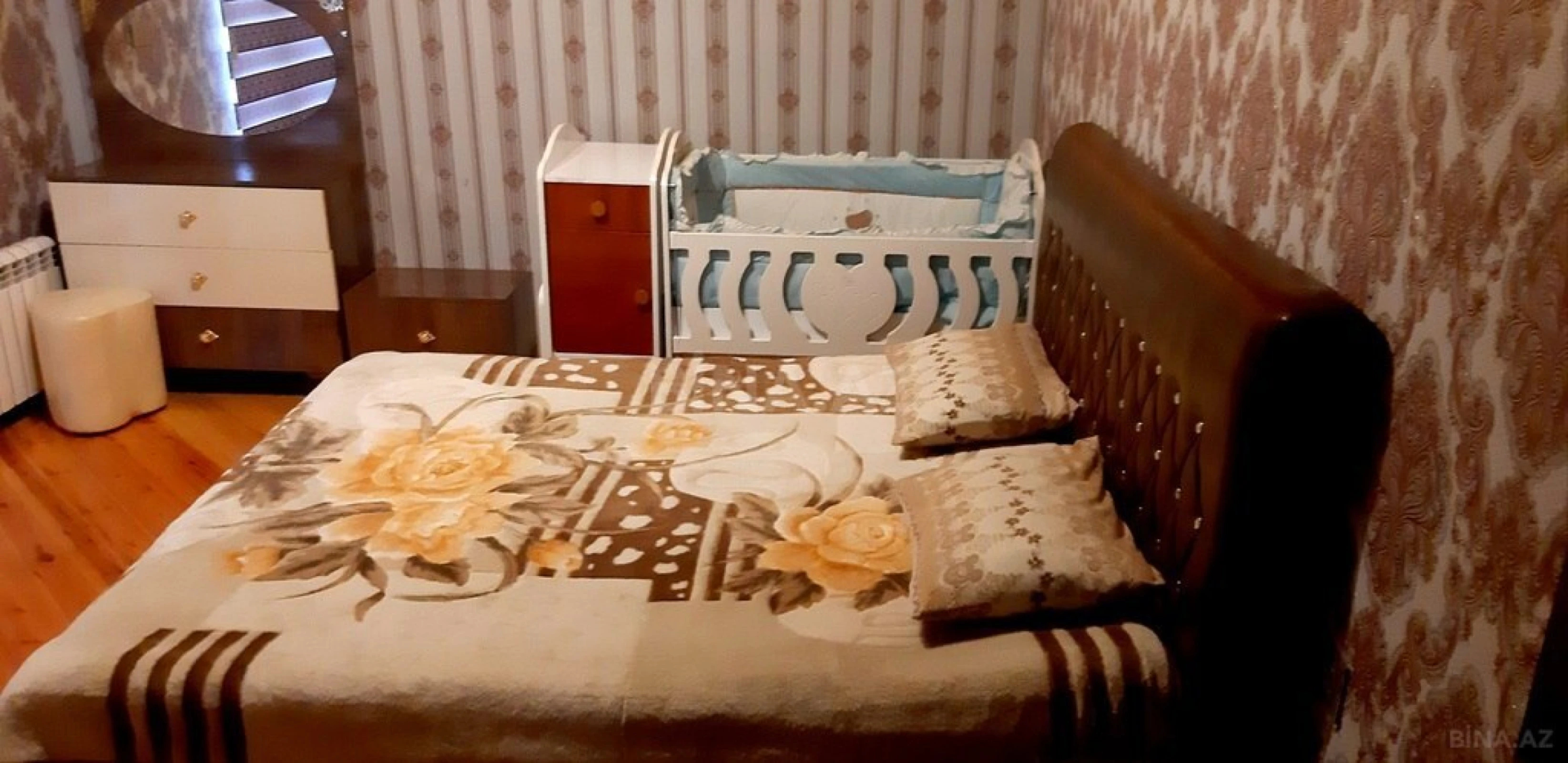 Kirayə verilir 5 otaqlı həyət evi 200 m²