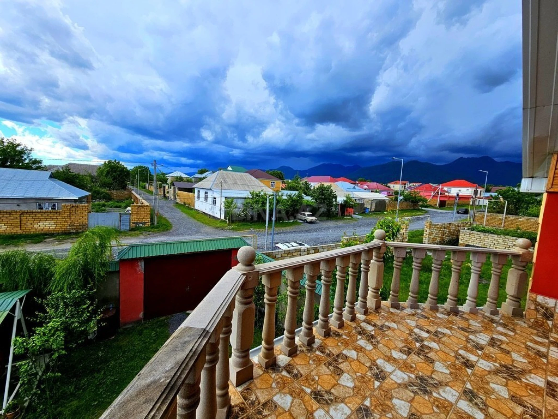 Kirayə verilir 5 otaqlı həyət evi 200 m²