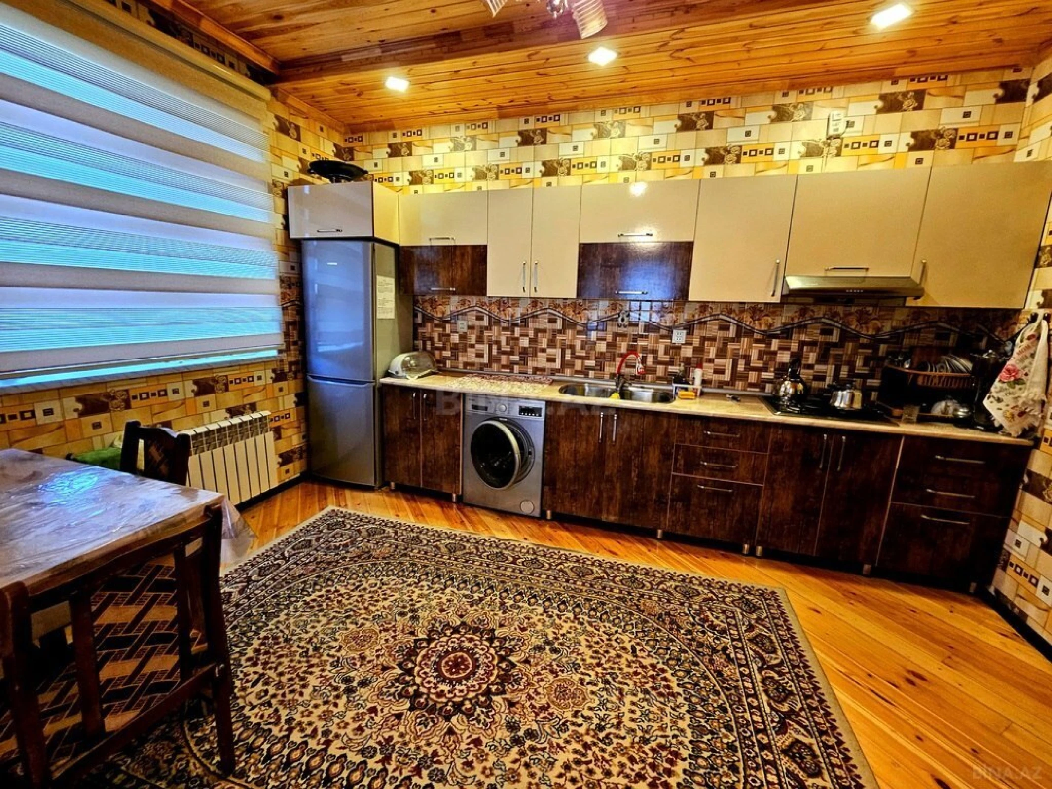 Kirayə verilir 5 otaqlı həyət evi 200 m²