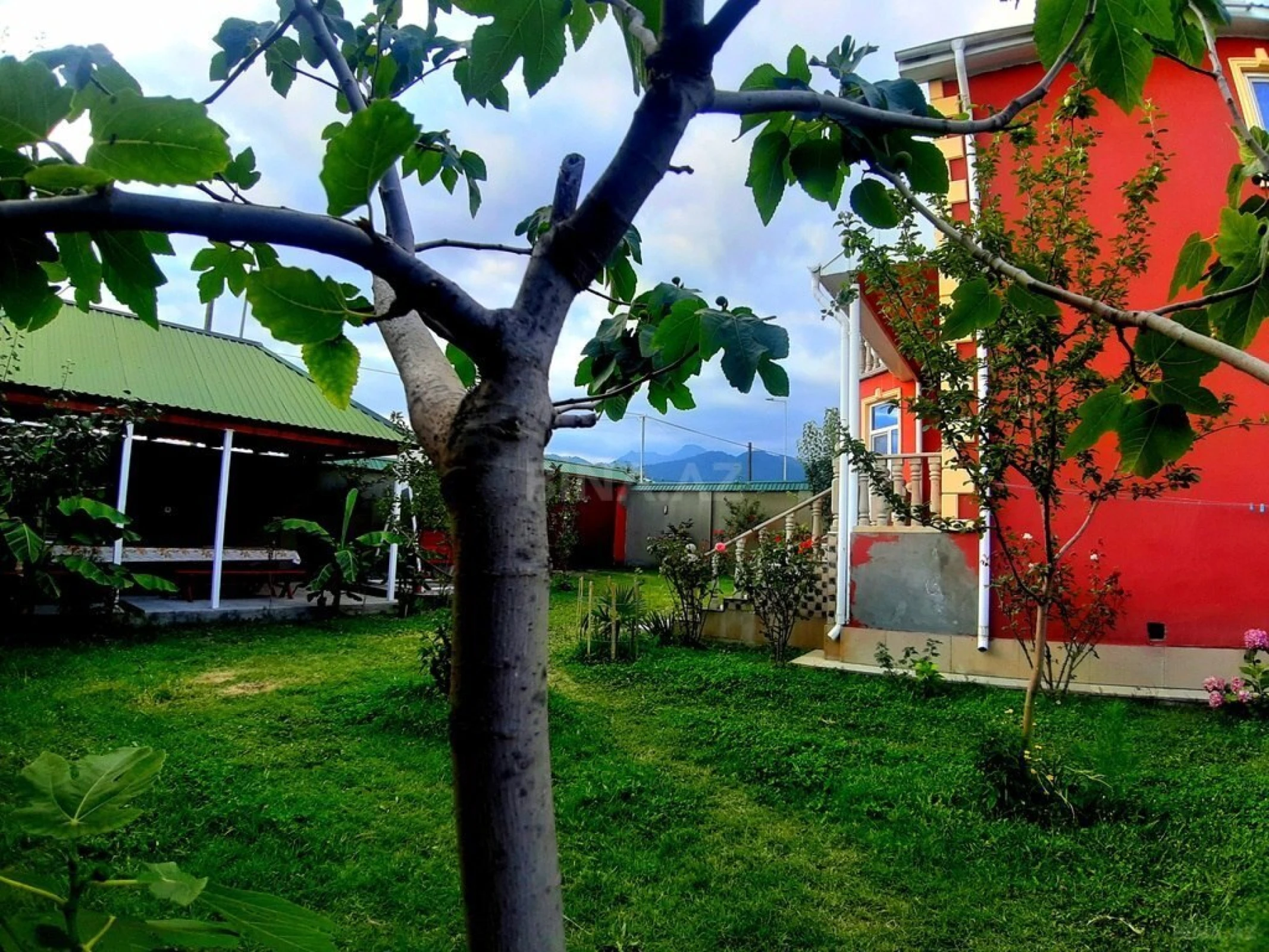 Kirayə verilir 5 otaqlı həyət evi 200 m²