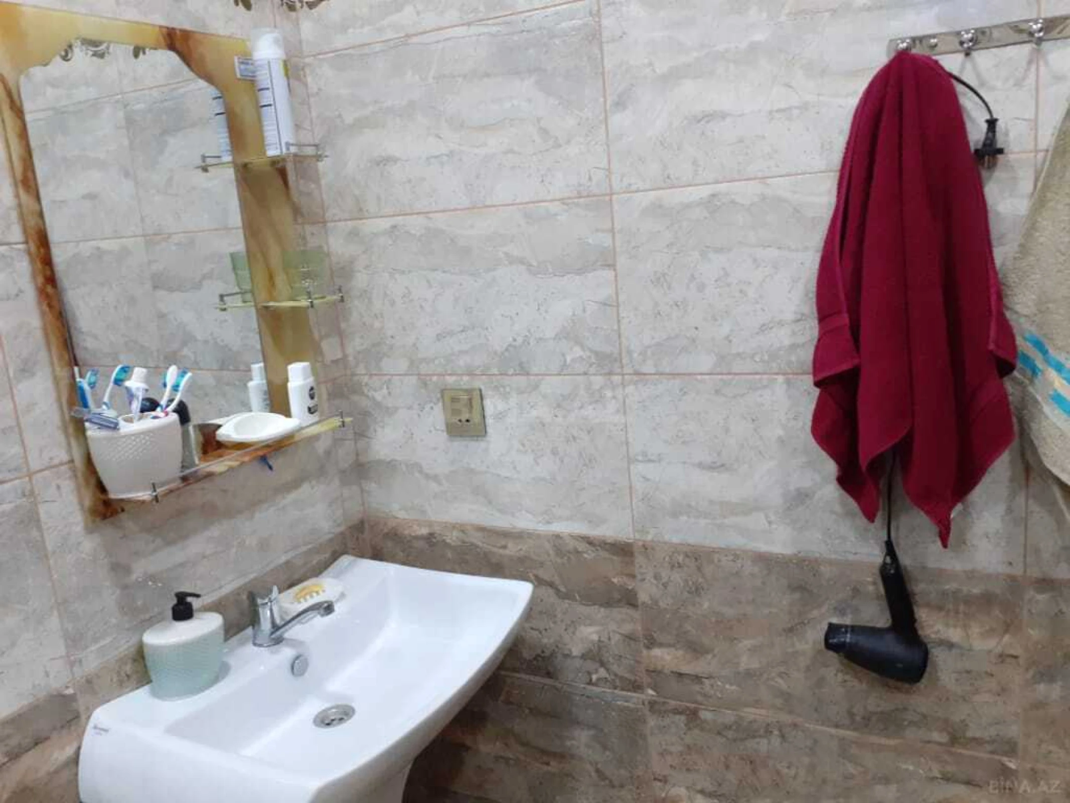 Kirayə verilir 5 otaqlı həyət evi 200 m²