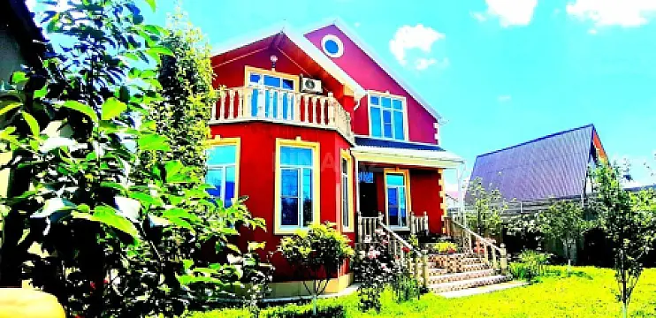 Kirayə verilir 5 otaqlı həyət evi 200 m² — Qəbələ 5 otaq 200.00 m²