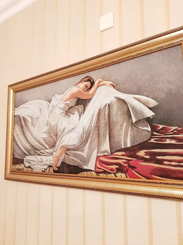 Satılır 4 otaqlı mənzil 206 m²