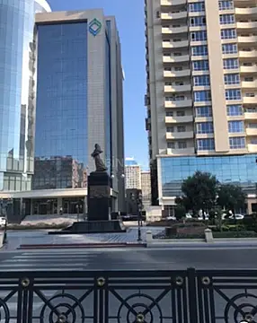 Kirayə verilir 2 otaqlı mənzil 90 m²