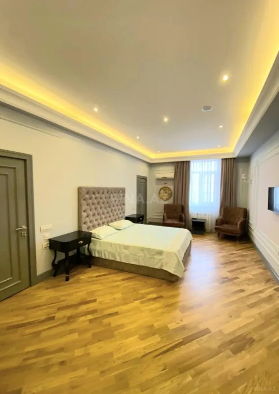 Kirayə verilir 3 otaqlı mənzil 230 m²