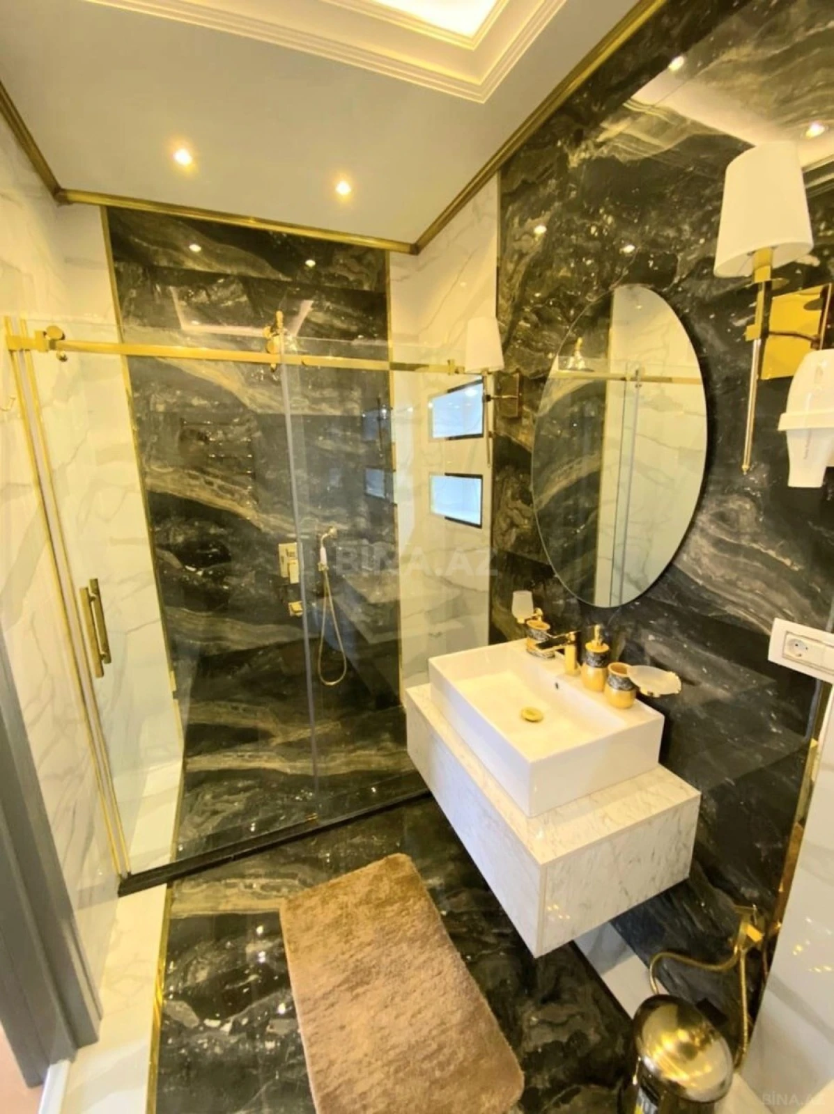 Kirayə verilir 3 otaqlı mənzil 230 m²