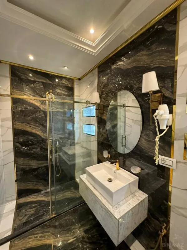 Kirayə verilir 3 otaqlı mənzil 230 m²