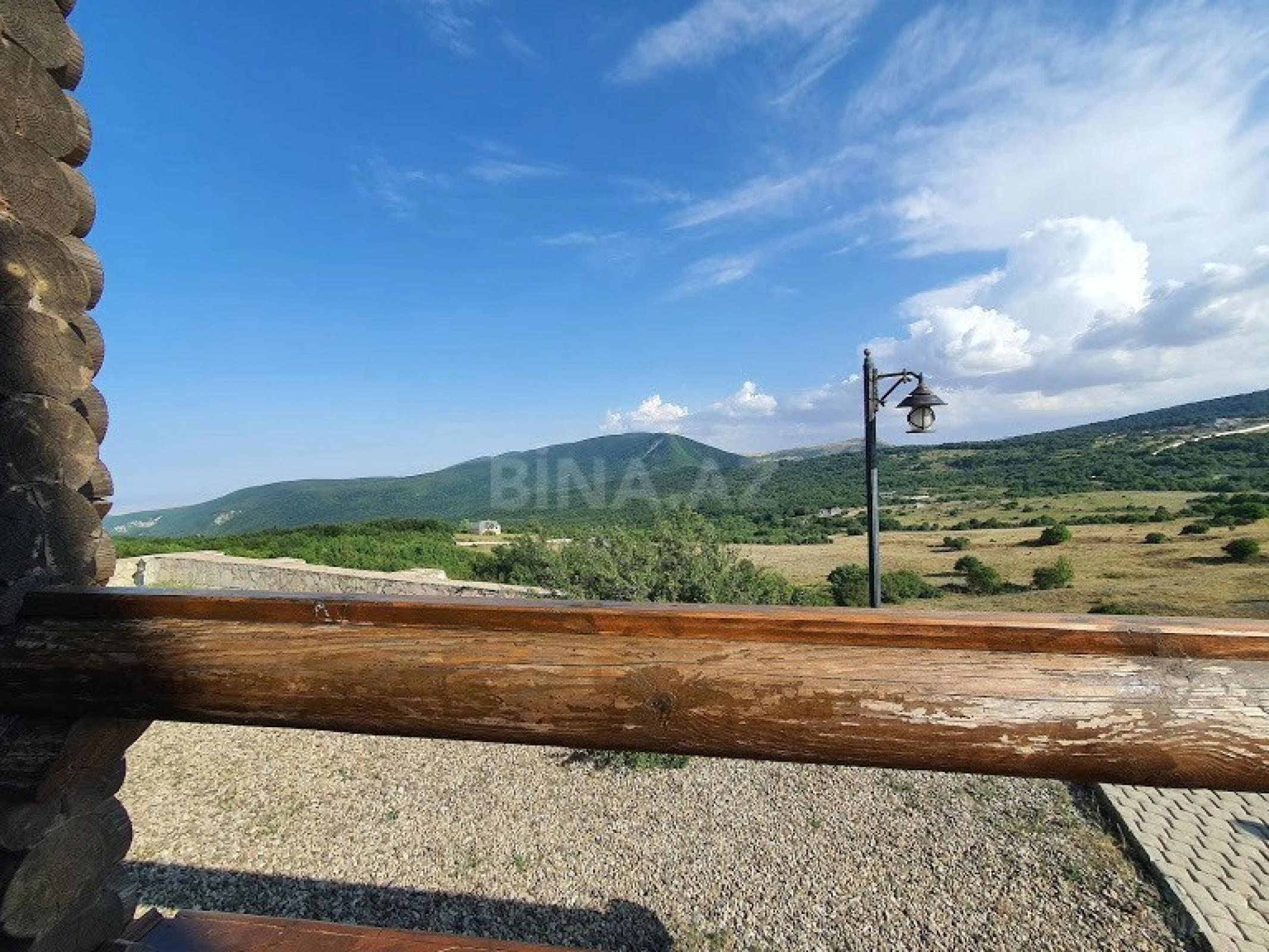 Satılır 6 otaqlı həyət evi 700 m²