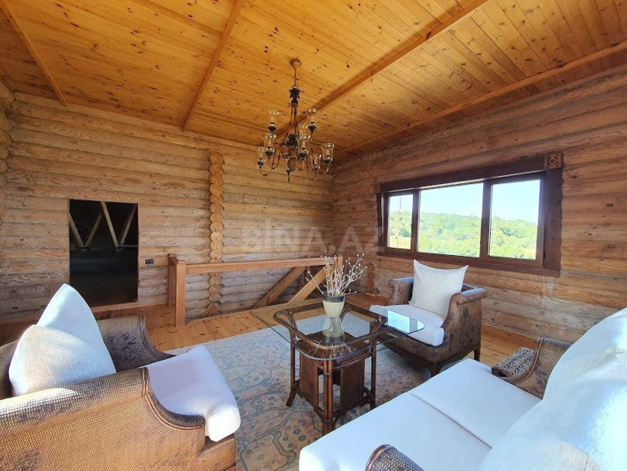 Satılır 6 otaqlı həyət evi 700 m²