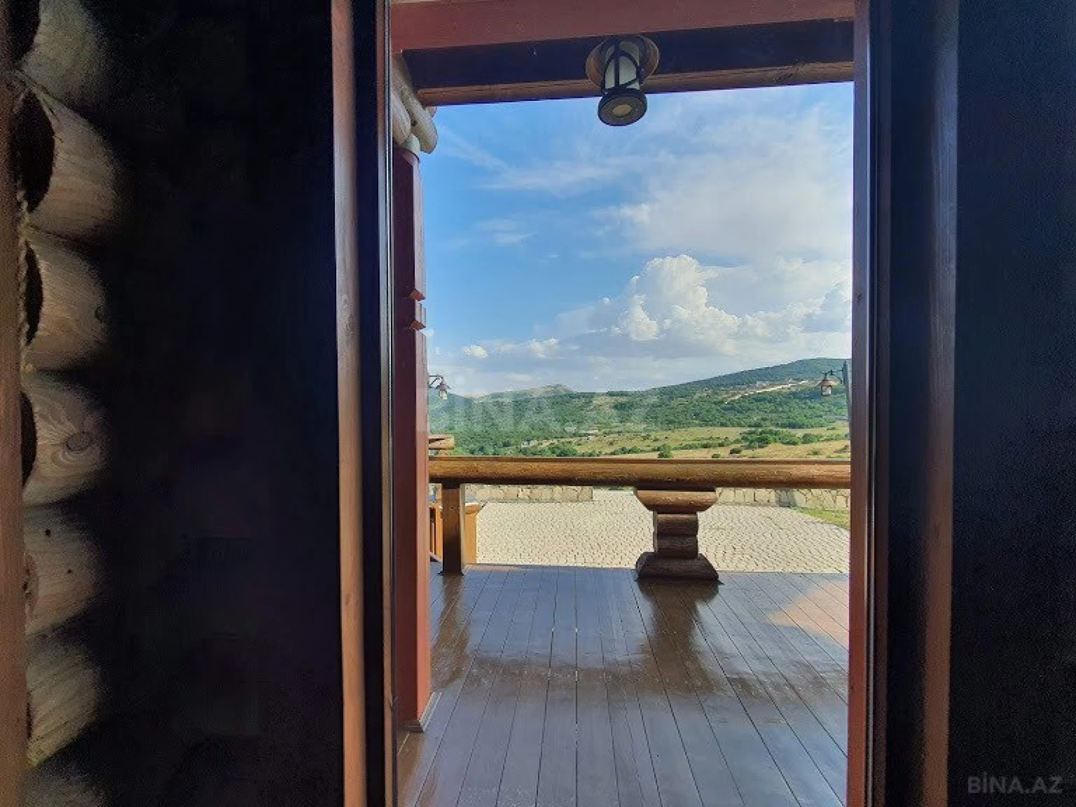 Satılır 6 otaqlı həyət evi 700 m²