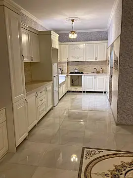 Kirayə verilir 4 otaqlı həyət evi 230 m²
