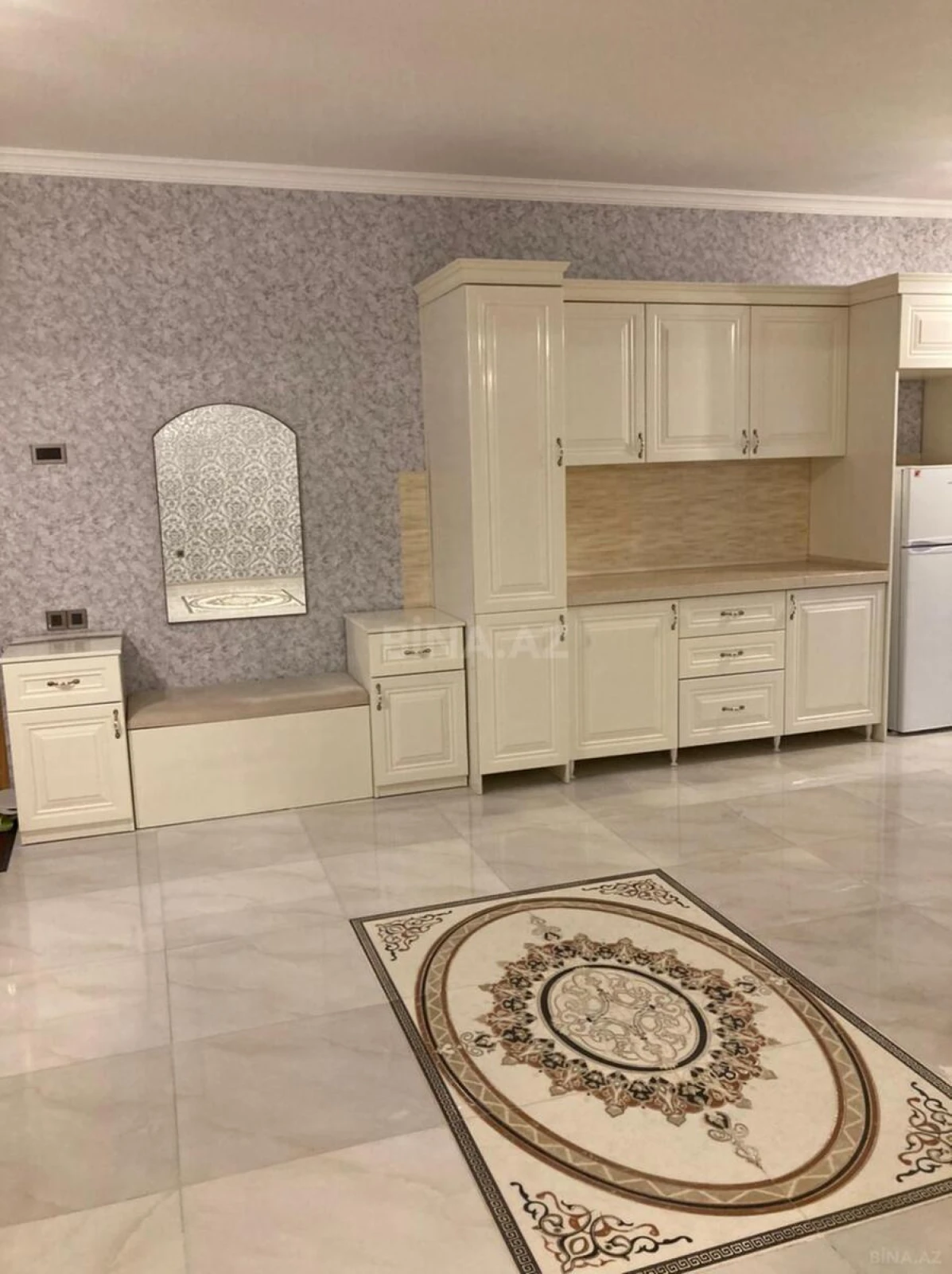 Kirayə verilir 4 otaqlı həyət evi 230 m²