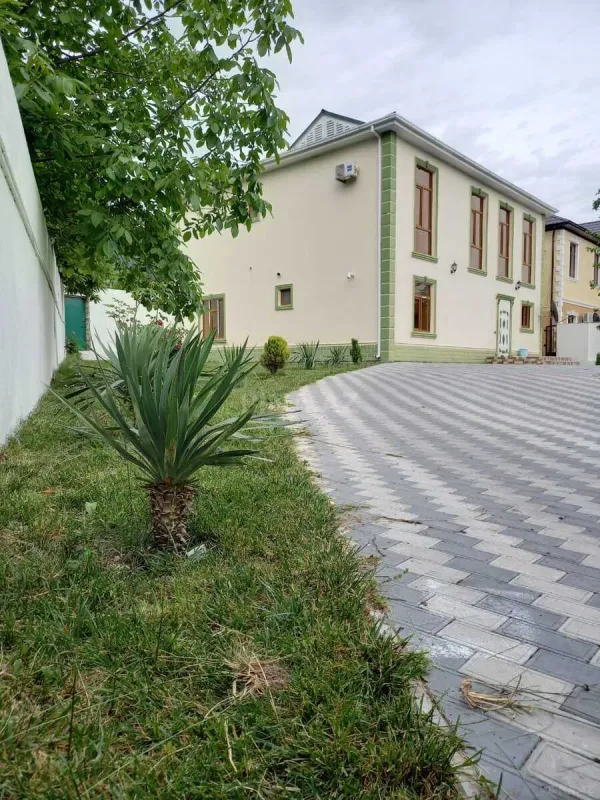 Kirayə verilir 4 otaqlı həyət evi 230 m²