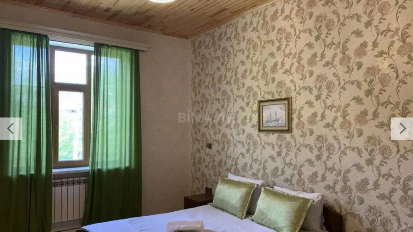 Kirayə verilir 4 otaqlı həyət evi 230 m²