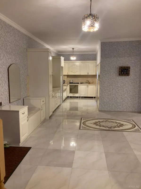 Kirayə verilir 4 otaqlı həyət evi 230 m²