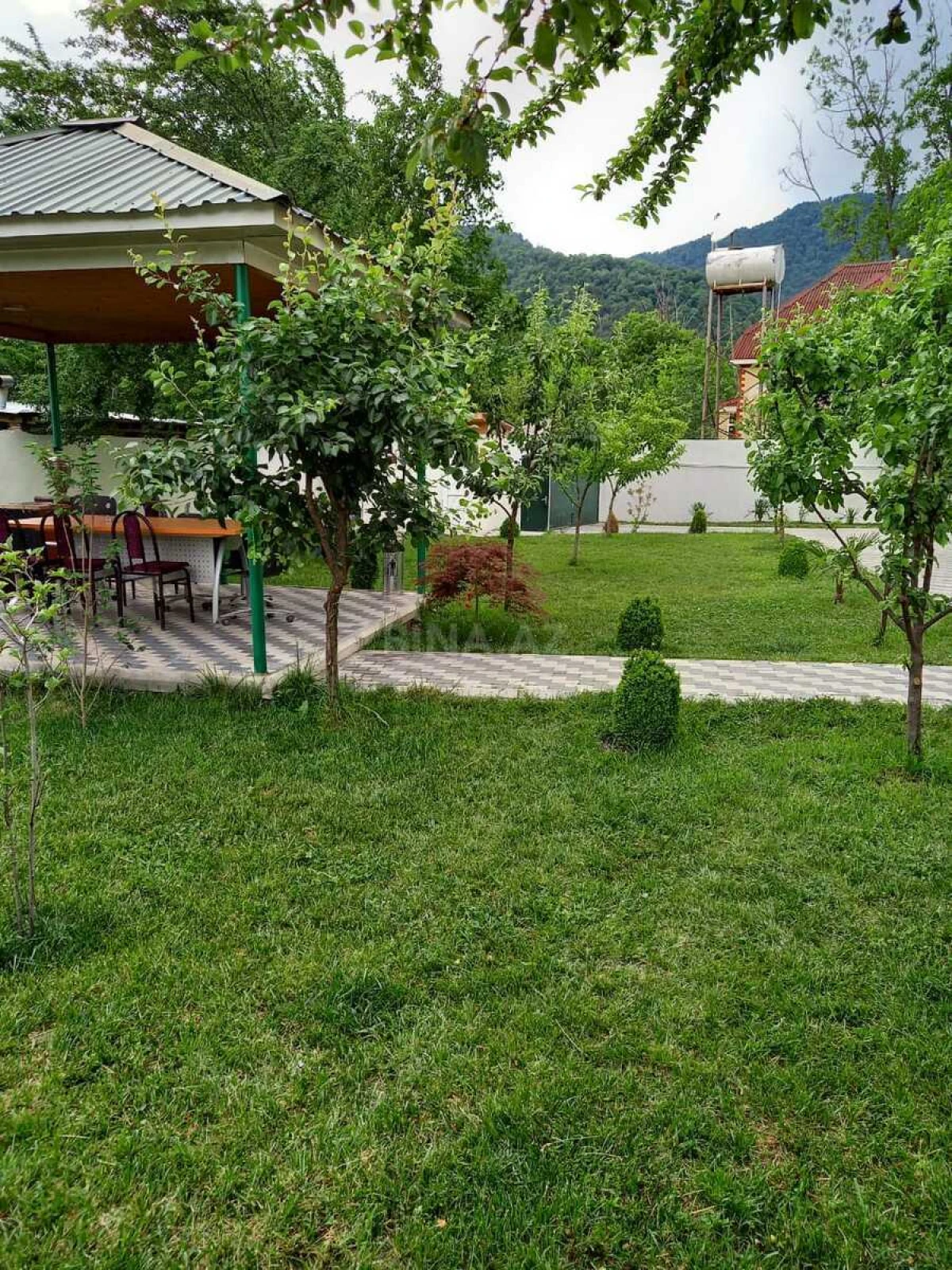 Kirayə verilir 4 otaqlı həyət evi 230 m²