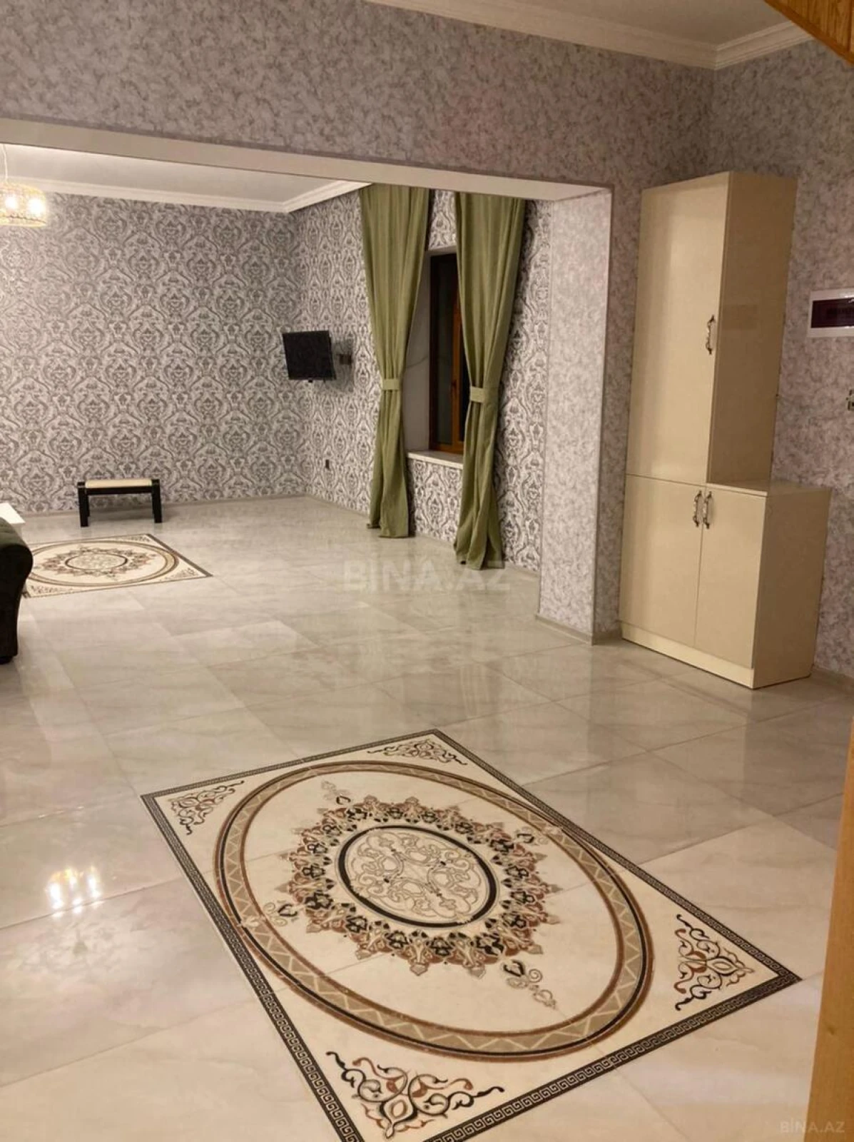 Kirayə verilir 4 otaqlı həyət evi 230 m²