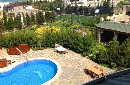 Satılır həyət evi 500 m²