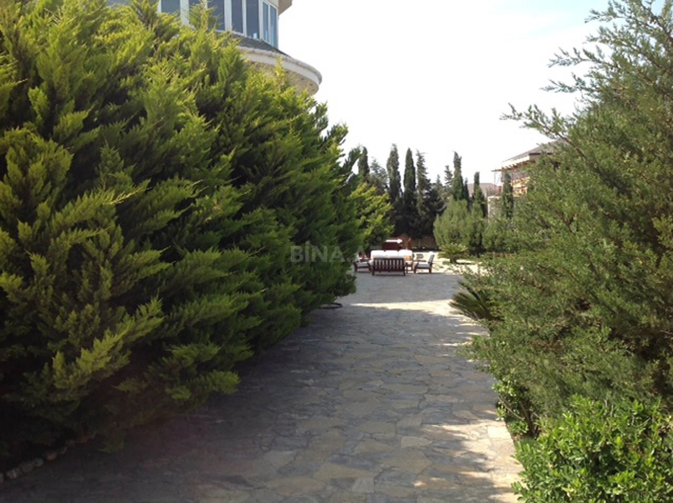 Satılır həyət evi 500 m²