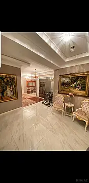 Satılır 4 otaqlı mənzil 182 m²