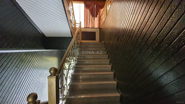 Satılır obyekt 1200 m²