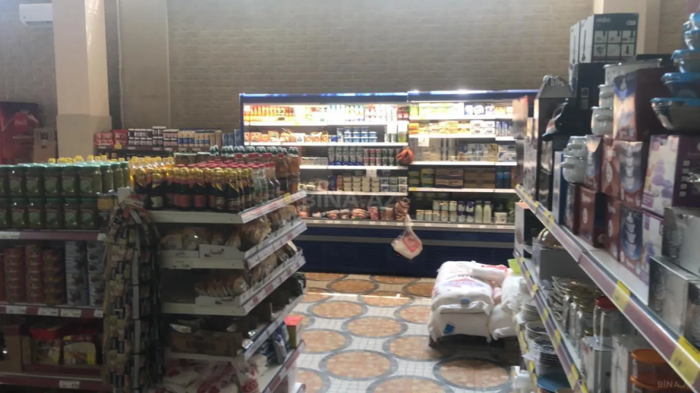 Satılır obyekt 1200 m²