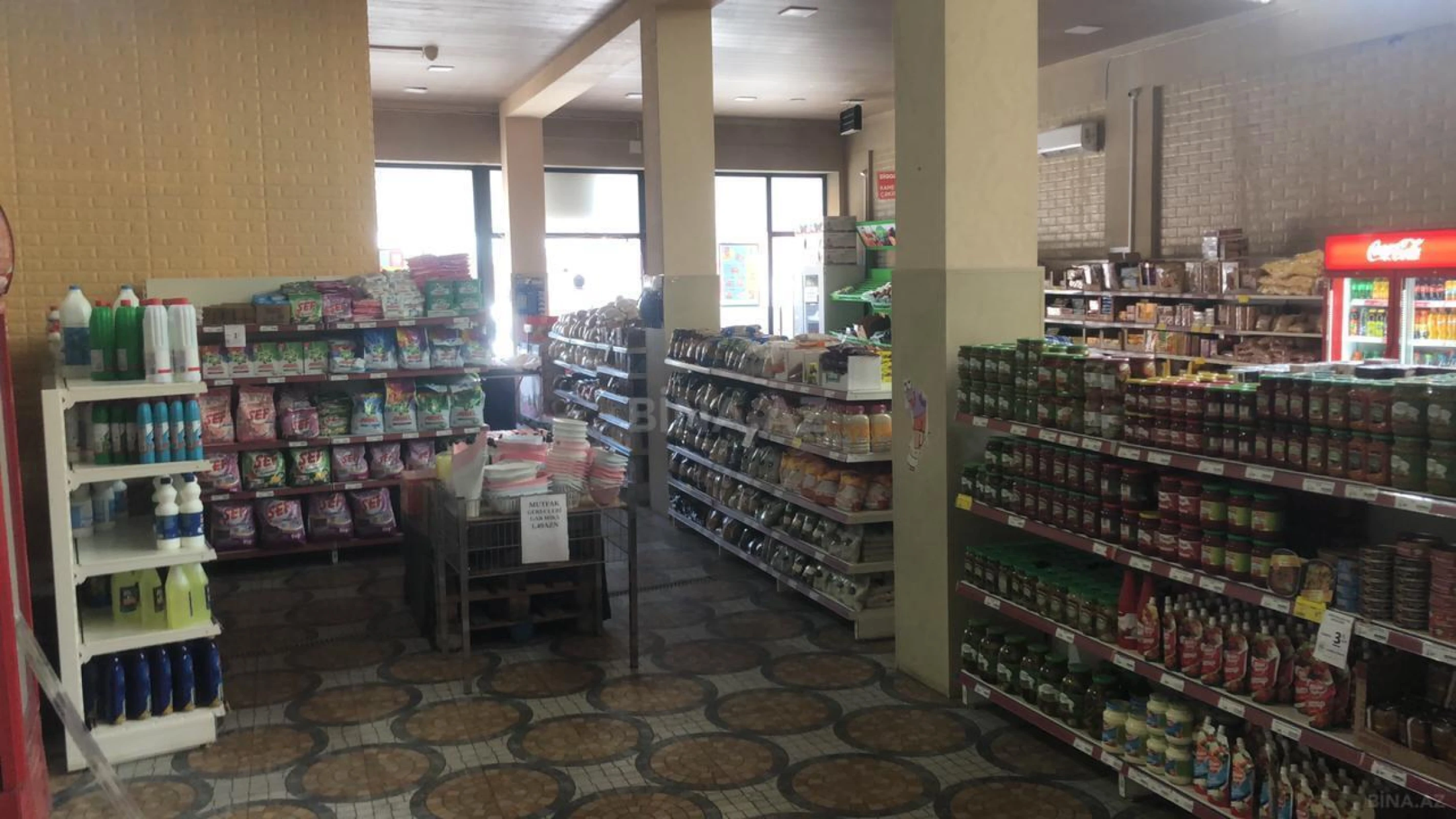 Satılır obyekt 1200 m²