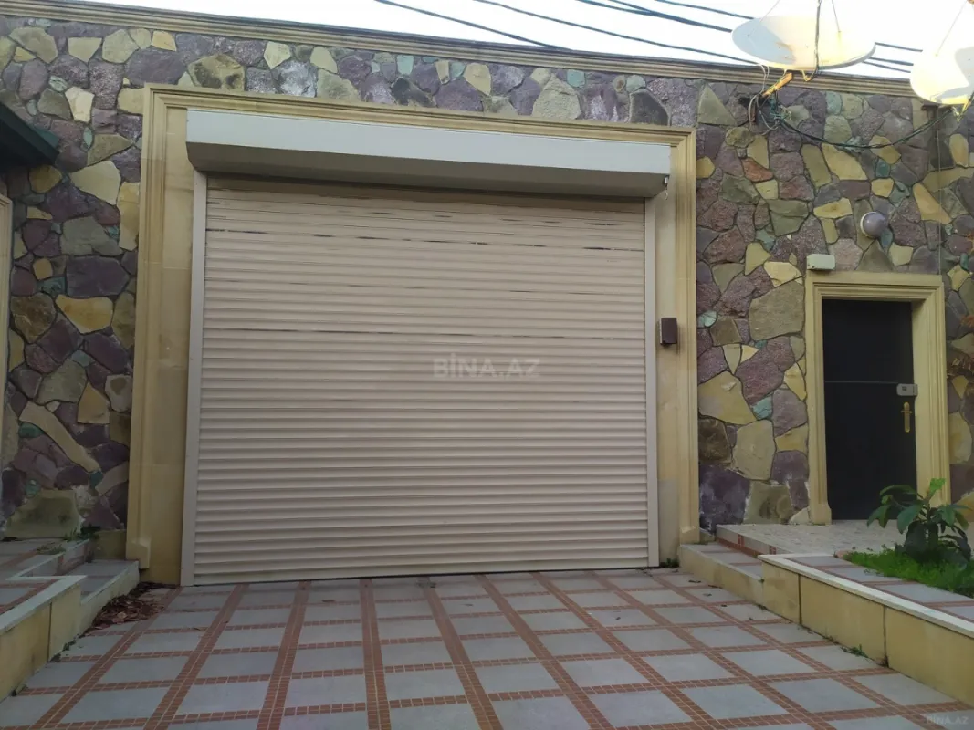 Satılır 6 otaqlı həyət evi 480 m²