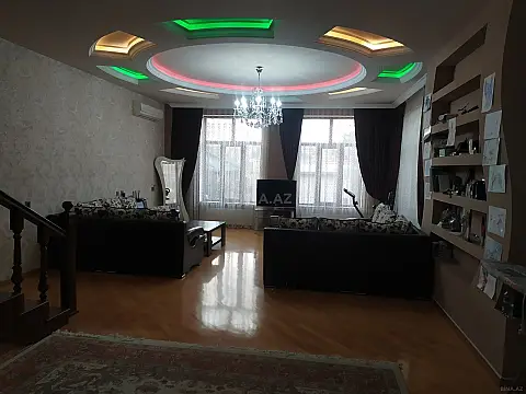 Satılır 6 otaqlı həyət evi 480 m²