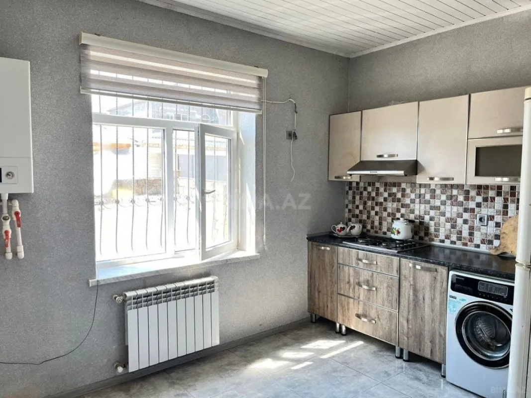 Kirayə verilir 3 otaqlı həyət evi 180 m²