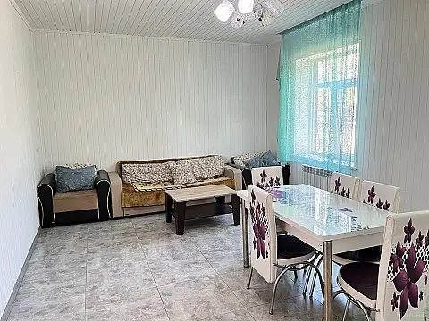 Kirayə verilir 3 otaqlı həyət evi 180 m²