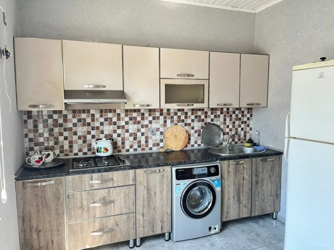 Kirayə verilir 3 otaqlı həyət evi 180 m²