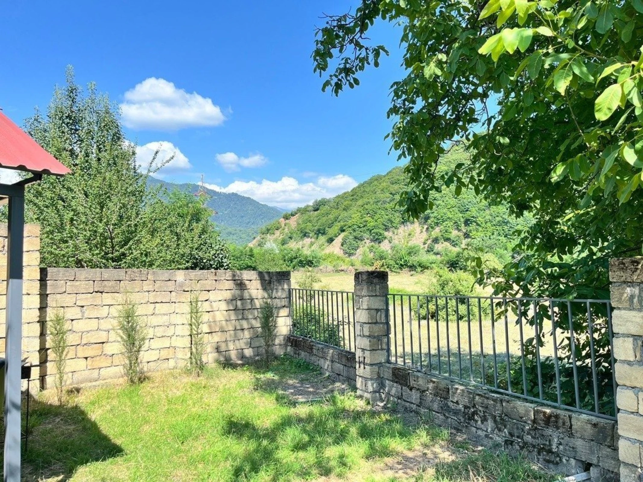 Kirayə verilir 3 otaqlı həyət evi 180 m²